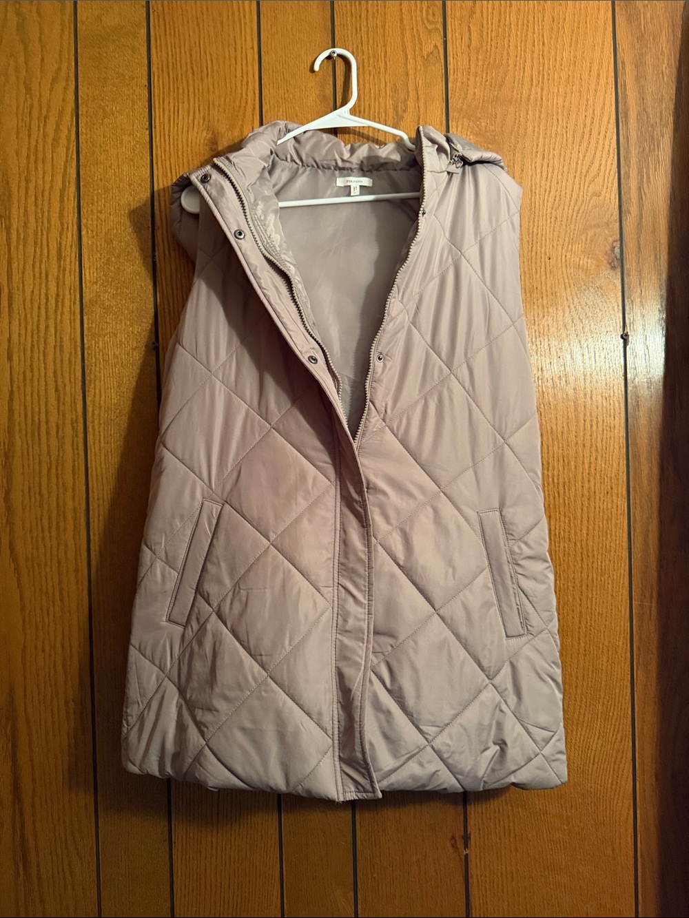 Maurices Quilted Hooded Vest in Light Mauve
